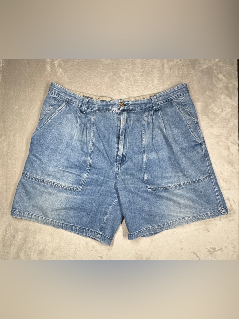 Vintage Duxbak Men’s 100% Cotton Denim Blue Jean Pleated Shorts Size 44